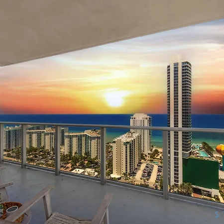 Appartement Wrap Around Balcony - Insane Views - Amazing Pools
